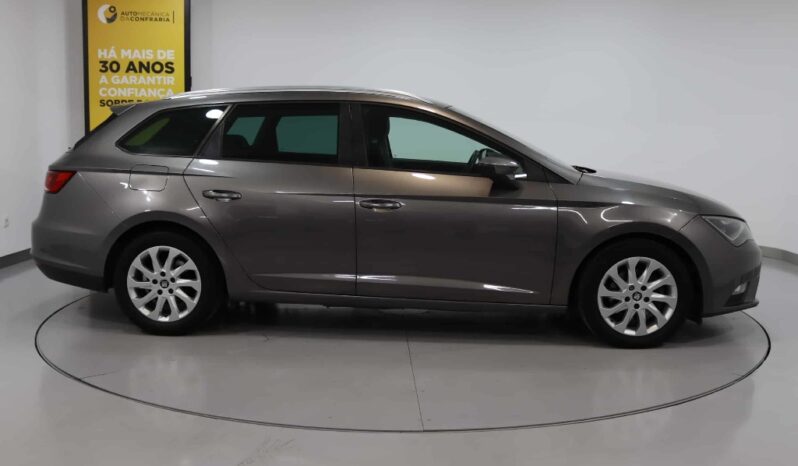 SEAT Leon ST 1.6 TDI YLE ECOMOTIVE completo