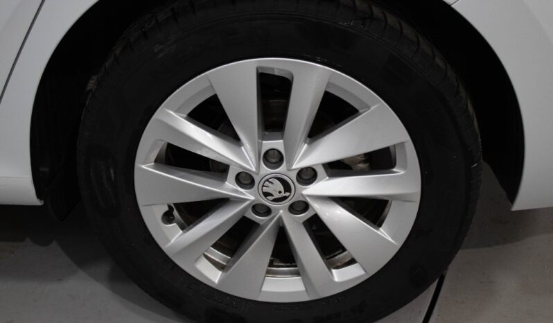 SKODA Scala 1.0 TSI completo