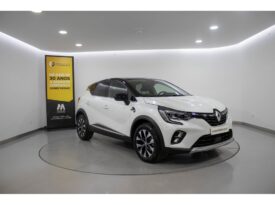RENAULT Captur 1.0 TCE TECHNO
