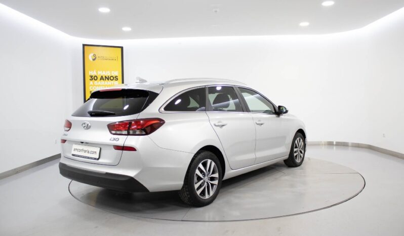 HYUNDAI i30 SW 1.6 CRDI STYLE 7DCT completo