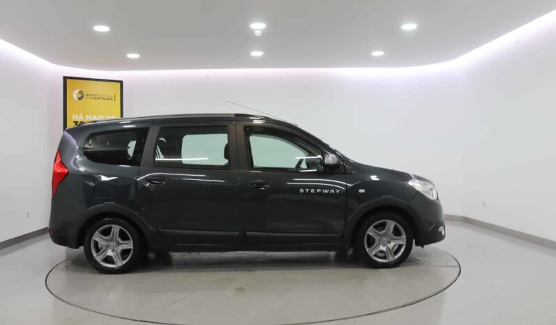 DACIA Lodgy 1.5 BLUE DCI STEPWAY 7L completo