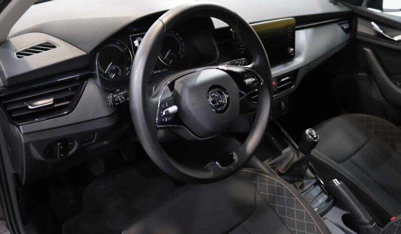 SKODA Kamiq 1.0 TSI AMBITION completo