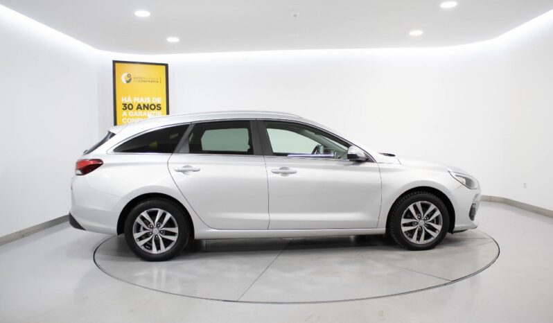 HYUNDAI i30 SW 1.6 CRDI STYLE 7DCT completo