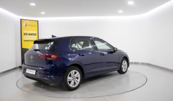 VOLKSWAGEN Golf VIII 1.0 TSI completo