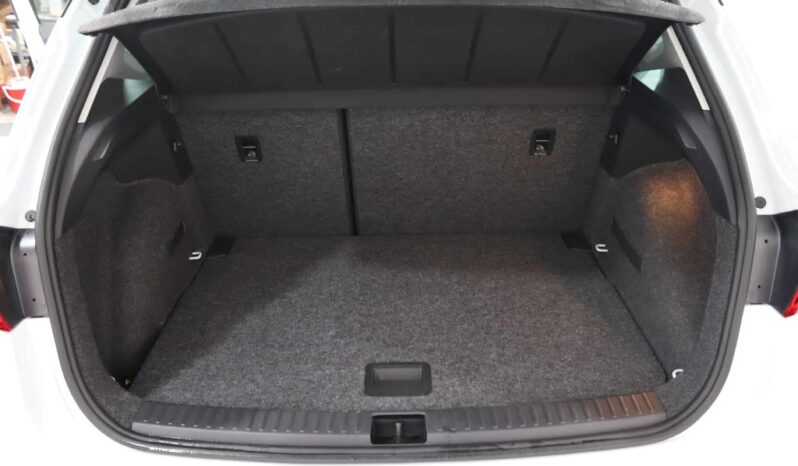 SEAT Arona 1.0 TSI STYLE DSG completo