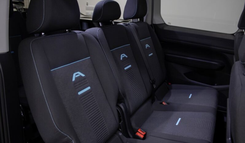 FORD Tourneo Connect 1.5 ECOBOOST ACTIVE completo