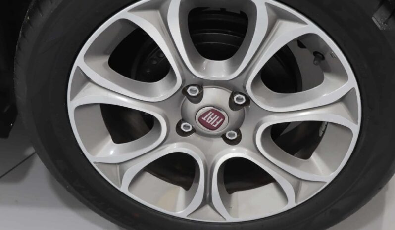 FIAT Punto 1.3 M-JET LOUNGE S&S completo