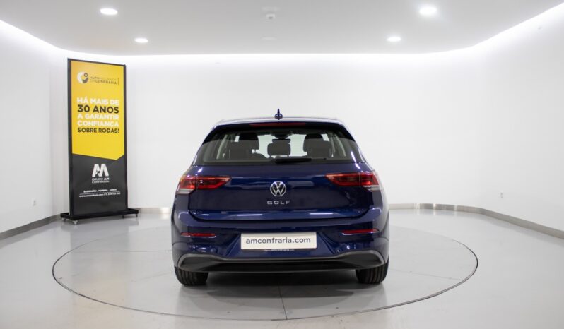 VOLKSWAGEN Golf VIII 1.0 TSI completo