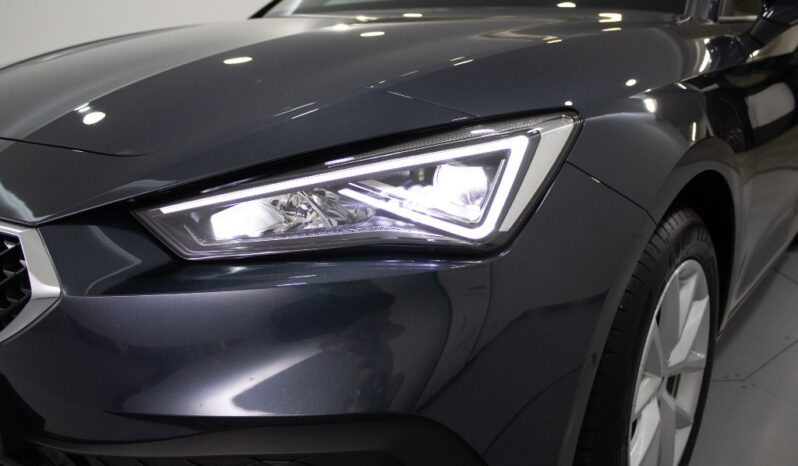 SEAT Leon Sportstourer 1.0 TSI STYLE completo