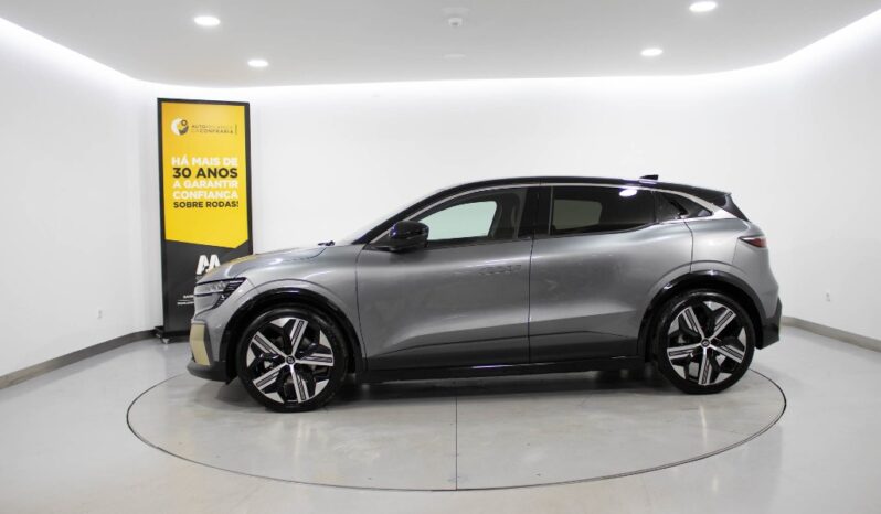 RENAULT Mégane E-Tech EV60 ICONIC OPTIMUM CHARGE completo