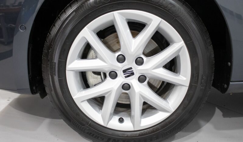 SEAT Leon Sportstourer 1.0 TSI STYLE completo