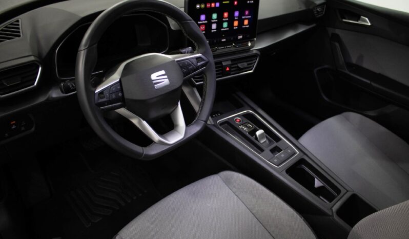 SEAT Leon Sportstourer 2.0 TDI STYLE DSG completo