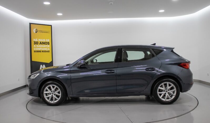 SEAT Leon Sportstourer 1.0 TSI STYLE completo