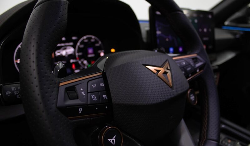 CUPRA Formentor 1.4 E-HYBRID CUPRA DSG VZ completo