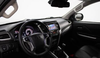 MITSUBISHI L 200 2.3 DI-D CLUB INVITE STRAKAR LOOK 4WD completo