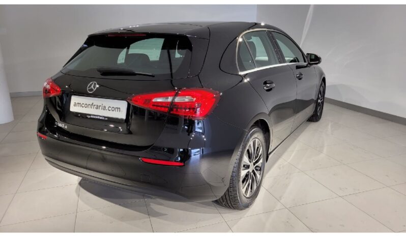 MERCEDES-BENZ Classe A 180 D STYLE completo