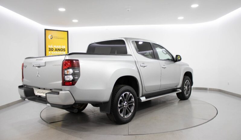 MITSUBISHI L 200 2.3 DI-D CLUB INVITE STRAKAR LOOK 4WD completo