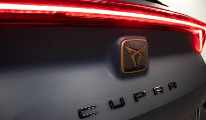 CUPRA Formentor 1.4 E-HYBRID CUPRA DSG VZ completo