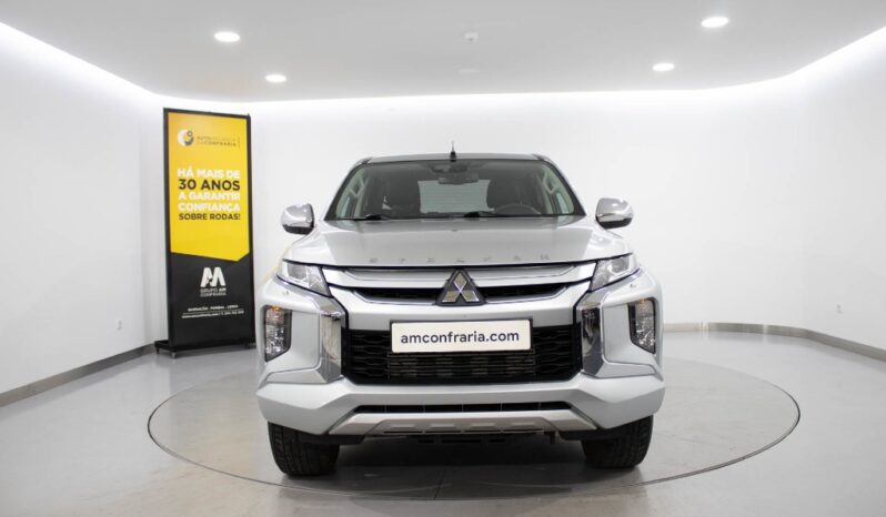 MITSUBISHI L 200 2.3 DI-D CLUB INVITE STRAKAR LOOK 4WD completo