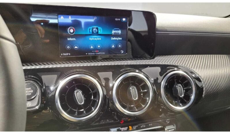 MERCEDES-BENZ Classe A 180 D STYLE completo