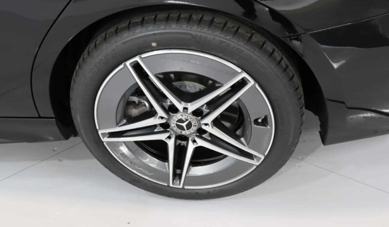 MERCEDES-BENZ Classe C 300 D AMG LINE completo