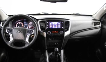 MITSUBISHI L 200 2.3 DI-D CLUB INVITE STRAKAR LOOK 4WD completo