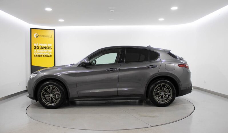 ALFA ROMEO Stelvio 2.2 D SUPER AT8 completo