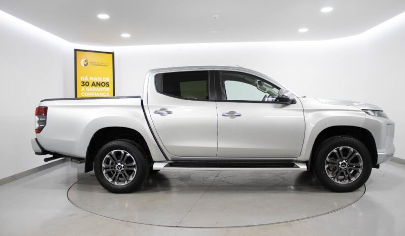 MITSUBISHI L 200 2.3 DI-D CLUB INVITE STRAKAR LOOK 4WD completo