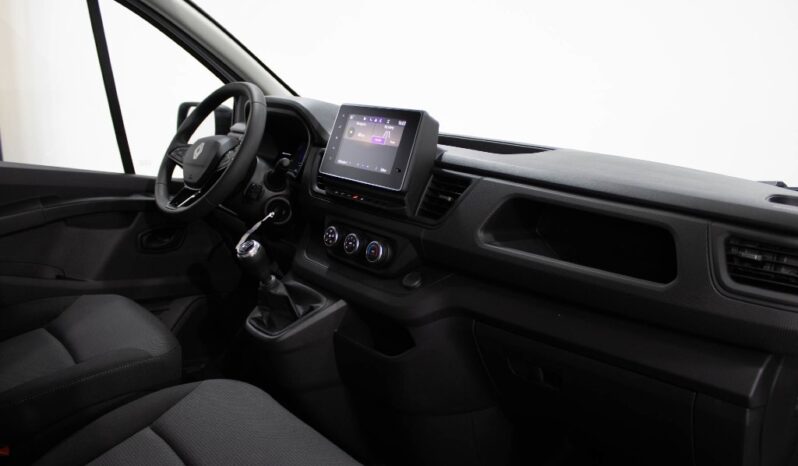 RENAULT Trafic III Fase III 2.0 BLUE DCI L1H1 ADVANCE INCREASED PAYLOAD completo