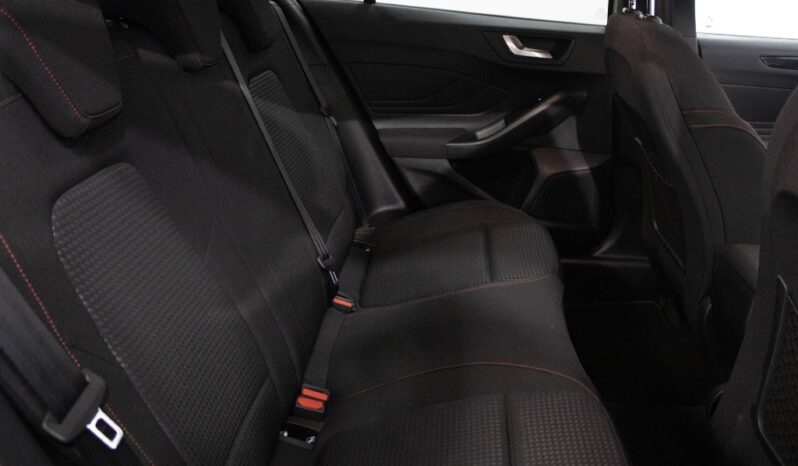 FORD Focus 1.0 ECOBOOST MHEV ST-LINE completo