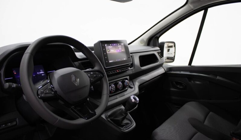 RENAULT Trafic III Fase III 2.0 BLUE DCI L1H1 ADVANCE INCREASED PAYLOAD completo