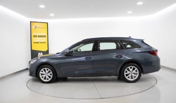 SEAT Leon Sportstourer 2.0 TDI STYLE completo