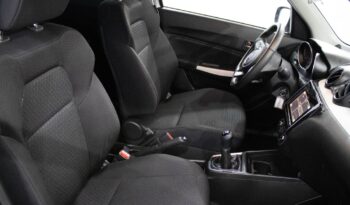 SUZUKI Swift 1.2 MILD HYBRID GLE completo