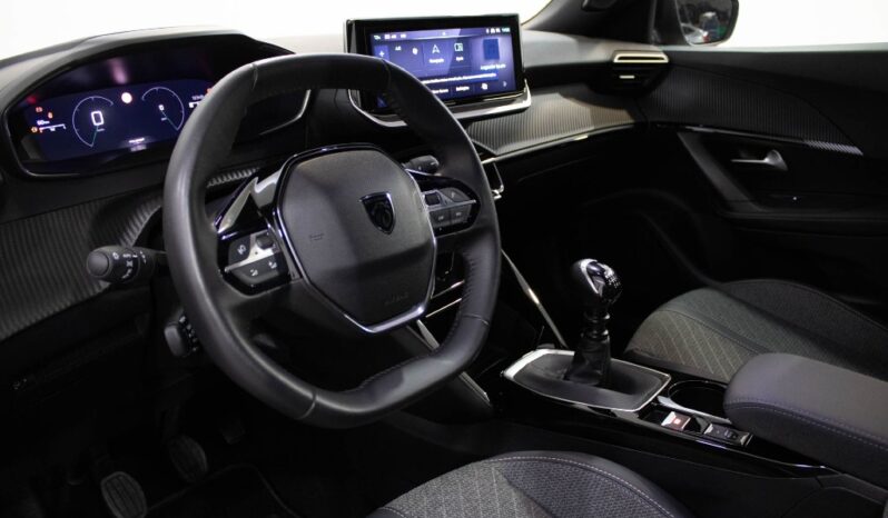 PEUGEOT 2008 1.2 PURETECH ALLURE completo