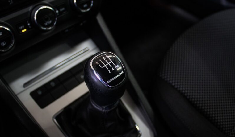 SKODA Octavia Break 1.6 TDI GREENLINE completo