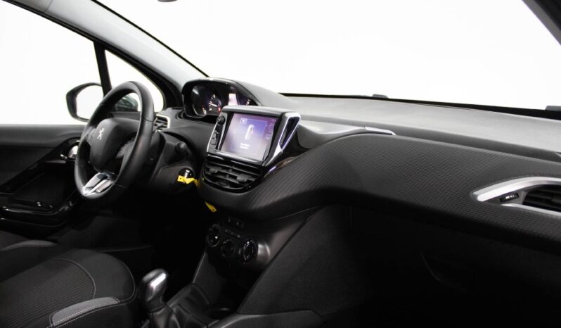 PEUGEOT 208 1.6 BLUEHDI STYLE completo