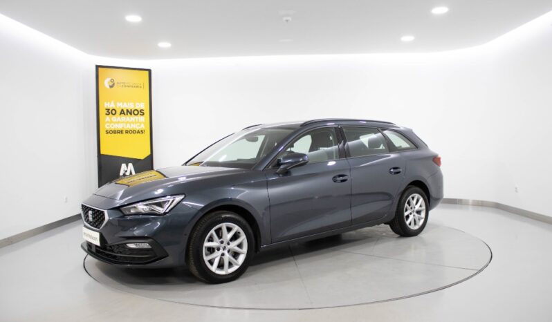 SEAT Leon Sportstourer 2.0 TDI STYLE completo