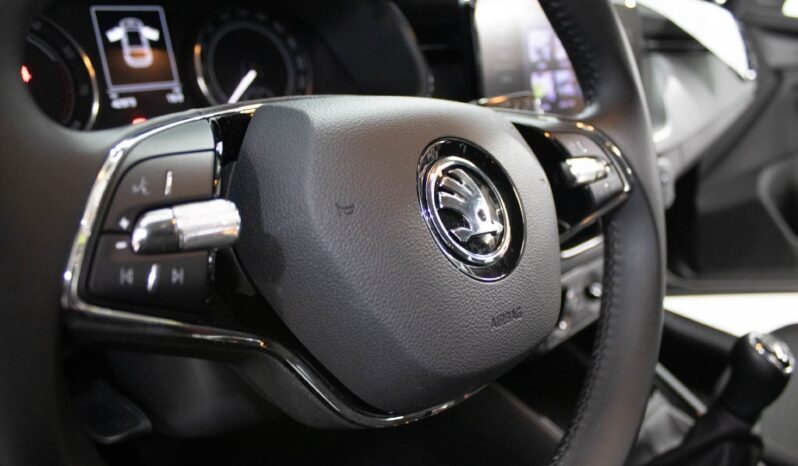 SKODA Scala 1.0 TSI completo