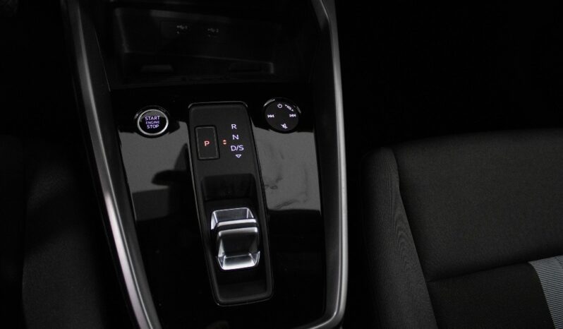 AUDI A3 Sportback 30 TFSI ADVANCED S TRONIC completo