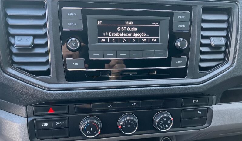 VOLKSWAGEN Crafter 35 2.0 TDI L3H3 MÉDIO TA completo