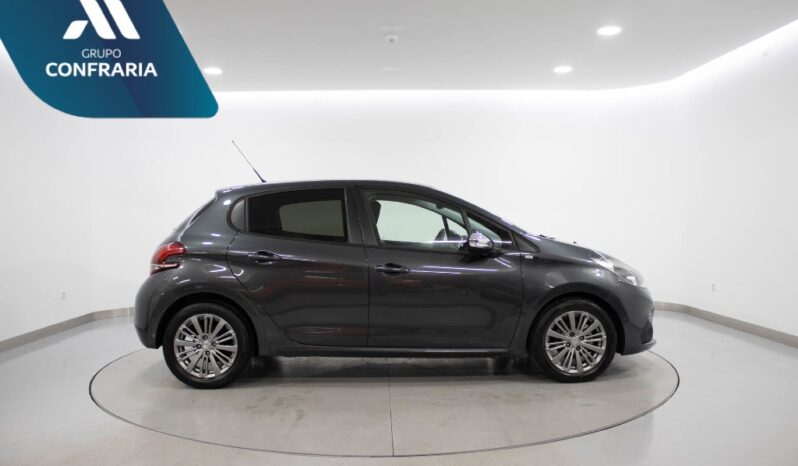 PEUGEOT 208 1.6 BLUEHDI STYLE completo