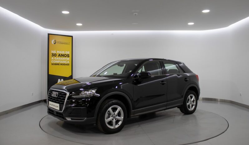 AUDI Q2 30 TDI completo