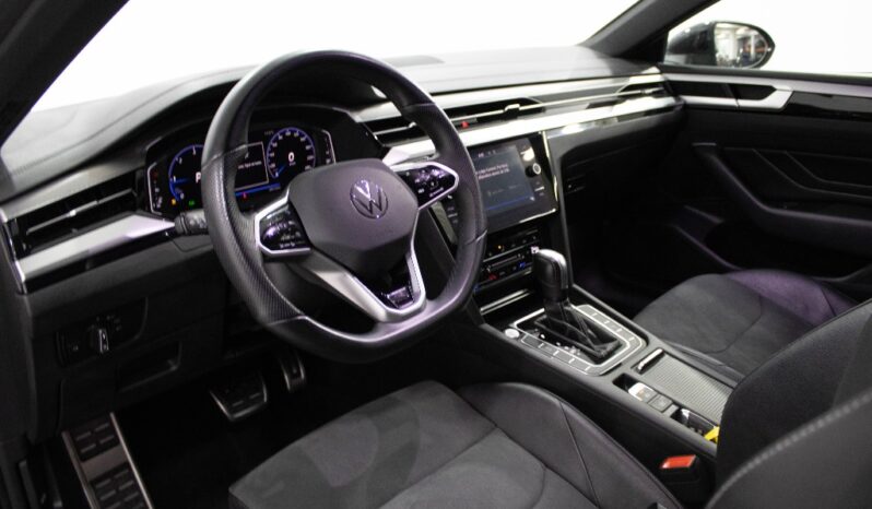VOLKSWAGEN Arteon Shooting Brake 2.0 TDI R-LINE DSG completo