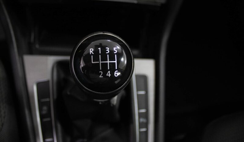 VOLKSWAGEN Golf VII Variant 1.6 TDI BLUEMOTION CONFORTLINE completo