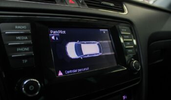 SKODA Octavia Break 1.6 TDI GREENLINE completo