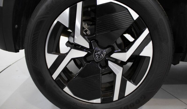 PEUGEOT 2008 1.2 PURETECH ALLURE completo