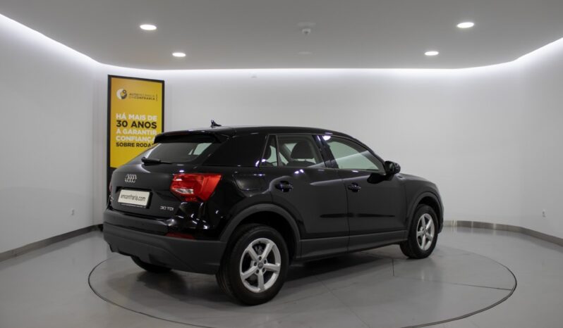 AUDI Q2 30 TDI completo
